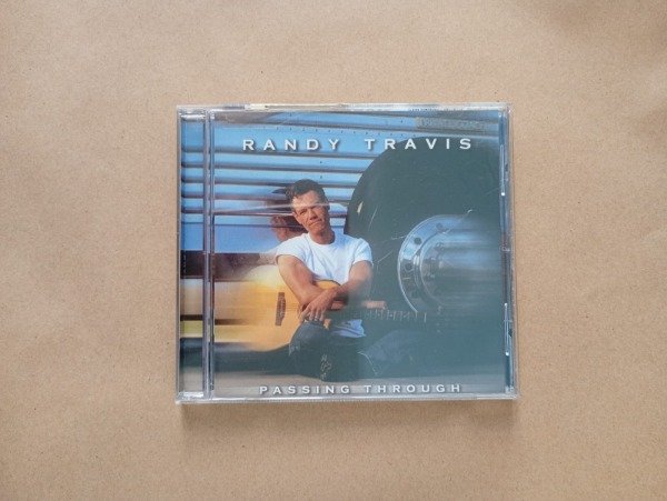 Producto - Passing through - Randy Travis - Warner 2004