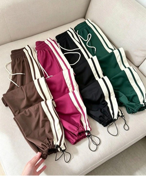 Producto - Pantalon con franja negro - 1