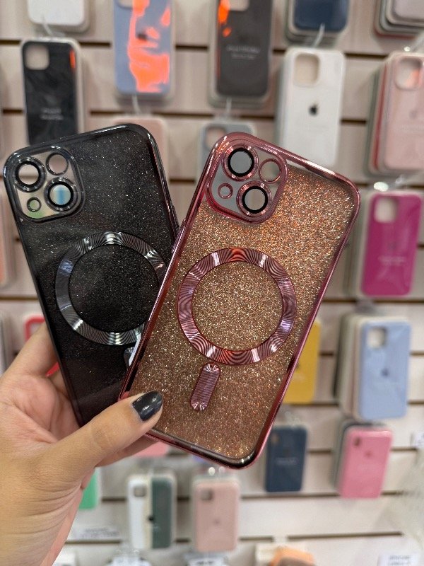 Producto - Funda MagSafe glitter iph 13
