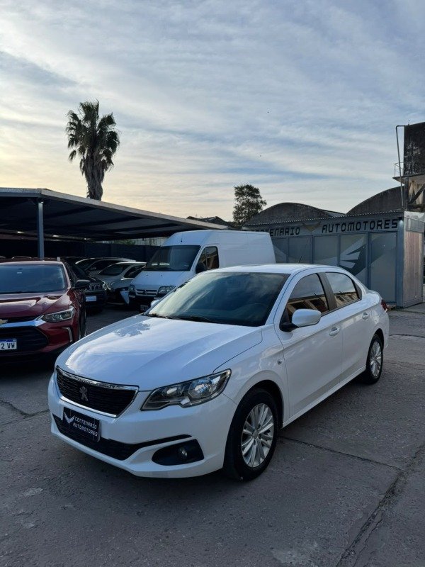 Peugeot 301 Allure 1.6 HDi 2017 en venta – Centenario Automotores