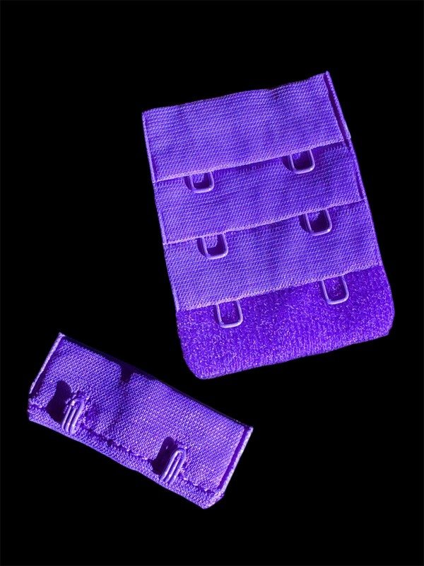 Producto - Gancho de tela Púrpura 4 cm x 3 posiciones (por unidad)
