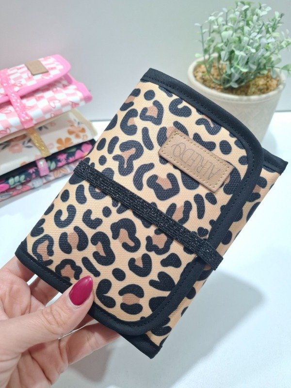 Producto - ESTUCHE SILENE PRINT MARRON