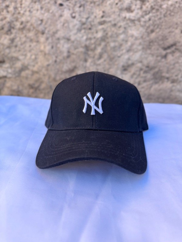 Producto - Gorra Ny negra