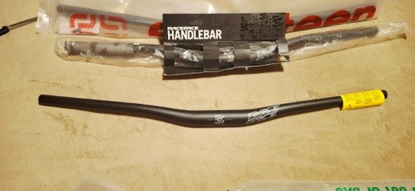 Producto - MANILLAR RACE FACE ATLAS