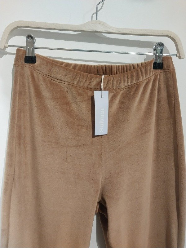 Producto - Oxford plush camel