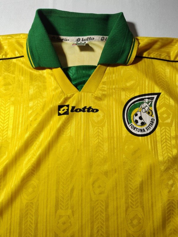 Producto - Fortuna Sittard - 2