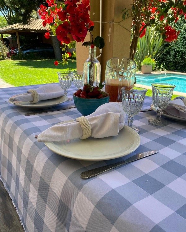 Producto - MANTEL ANTIMANCHAS A CUADROS 2x1.4