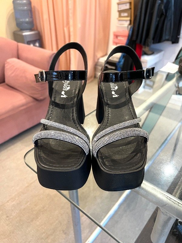 Producto - Sandalia Negra Samira