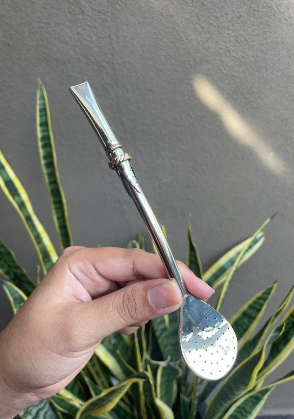 Producto - BOMBILLA PICO DE REY INVERTIDA