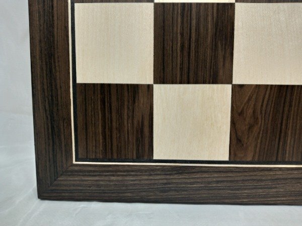 Producto - Escaques 55mm negros y marco  Guayubira blancos Arce Americano (1 en stock)