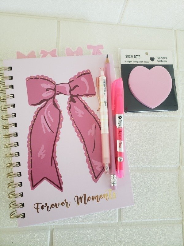 Producto - Cuaderno Moños