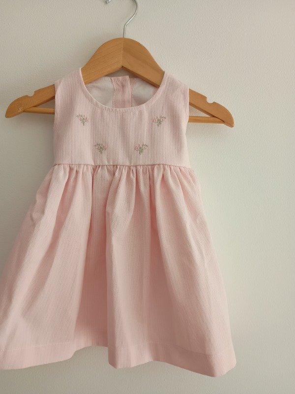 Producto - Vestido Corderoy Bordado Rosa