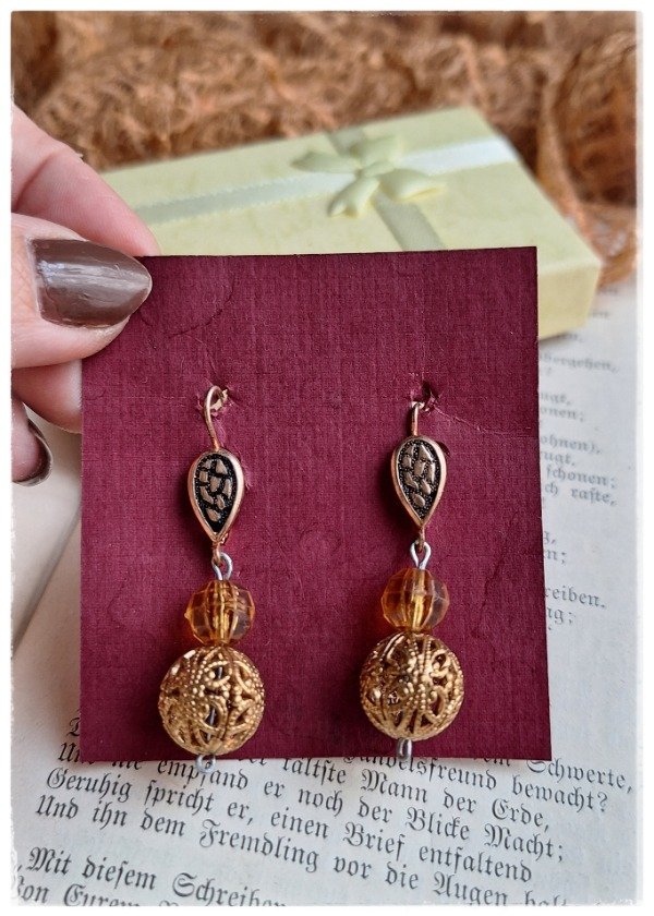 Producto - Aros clip colgante dorado y caramelo