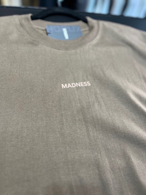 Producto - Remera Oversize Madnesss