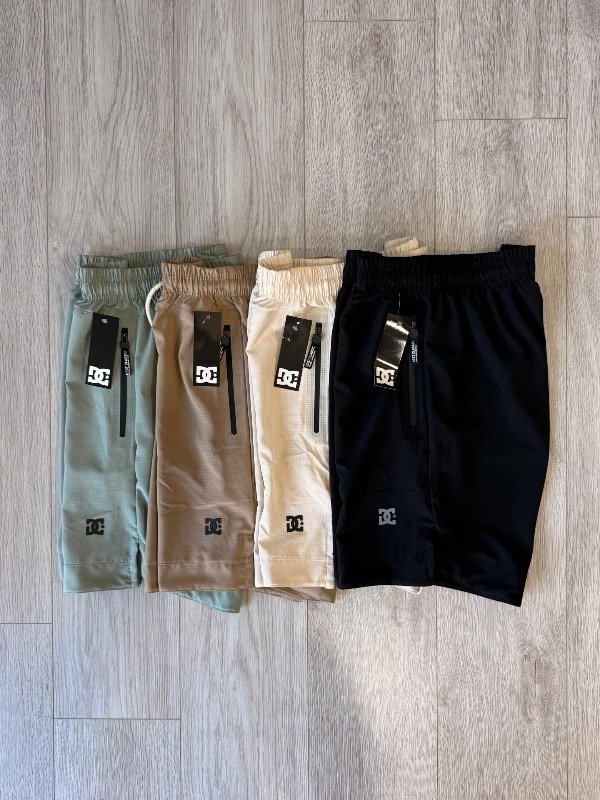 Producto - SHORT CIERRE TERMO DC, UNDER, NIKE