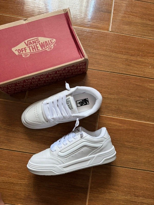Producto - VANS HYLANE TOTAL WHITE