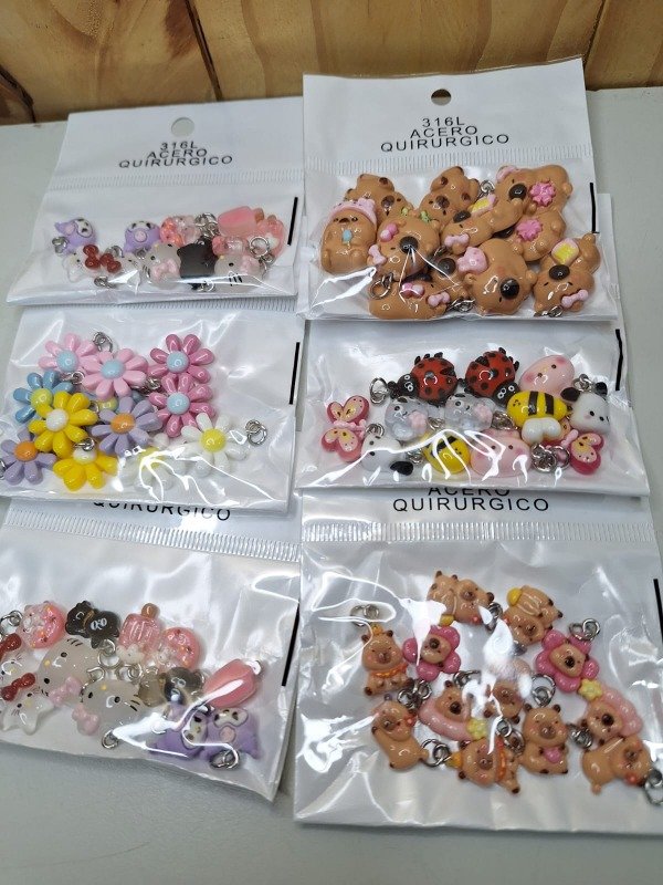Producto - Dijes x12u.