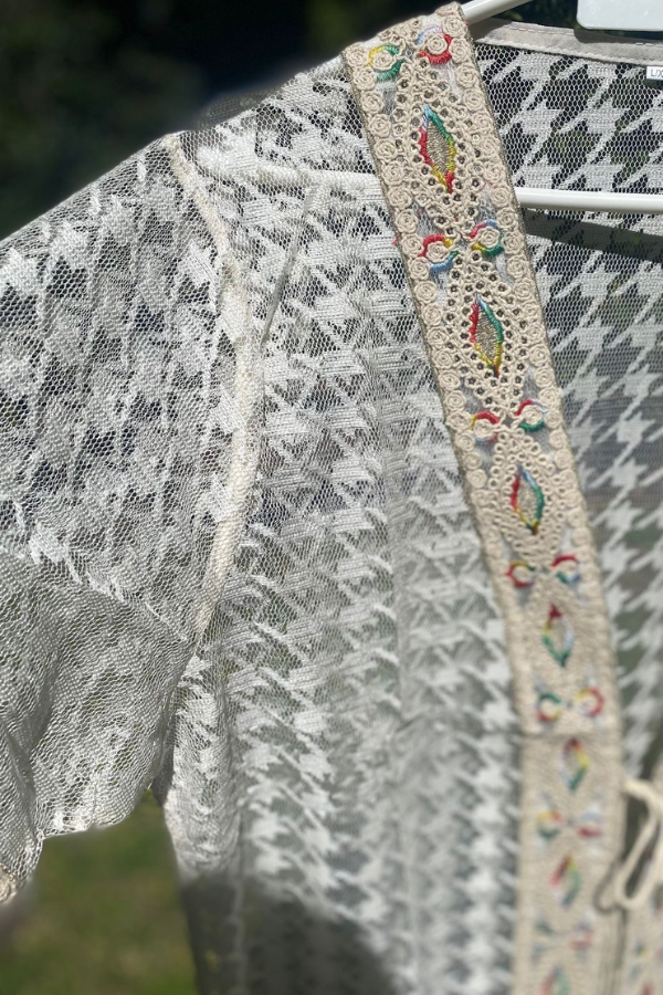 Producto - Kimono de tull bordado - 1