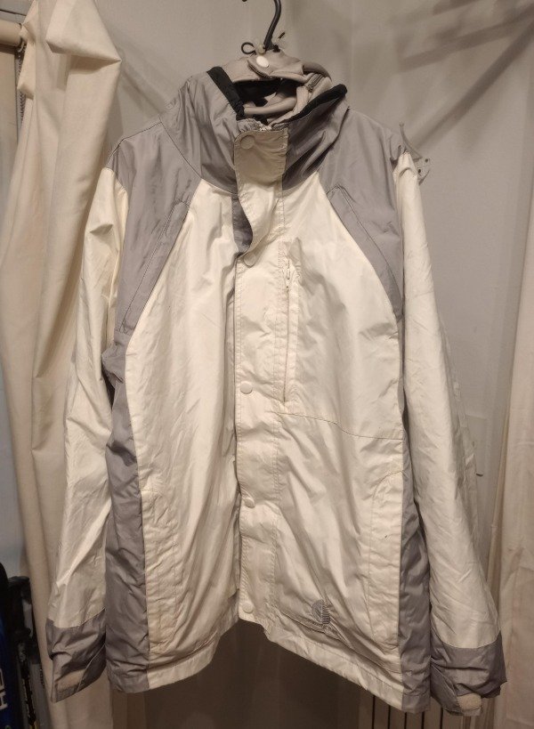 Producto - Campera - Adulto - NATURE NET - Usado - Talle M - P-019