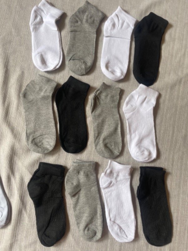 Producto - Set x12 medias BASICAS (blanco negro gris)