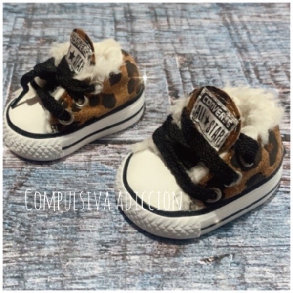 converse peluche converse peluche
