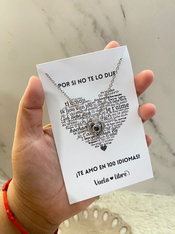 Producto - Collar te amo en 100 idiomas proyector