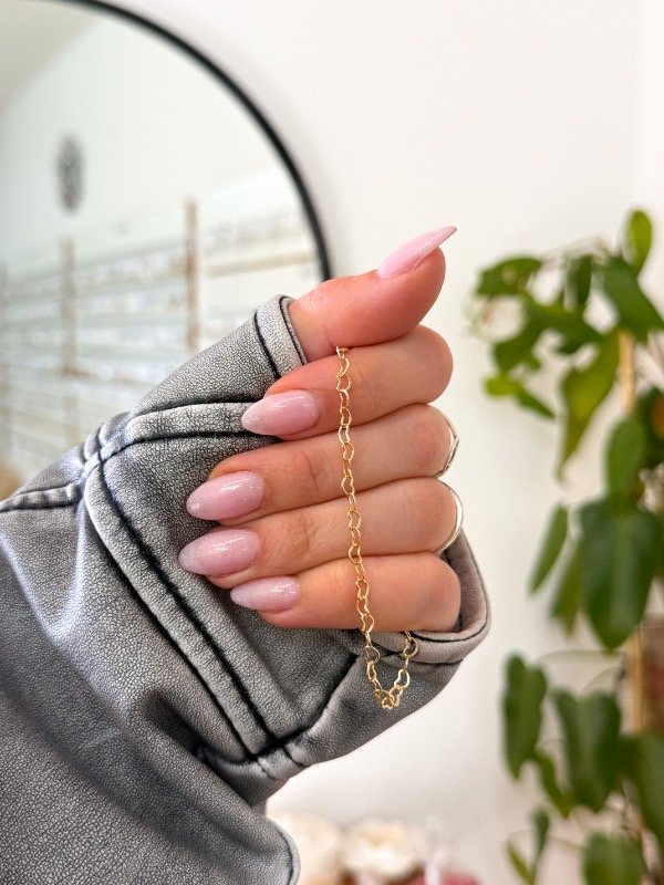 Producto - Pulsera bañada en oro corazones calados