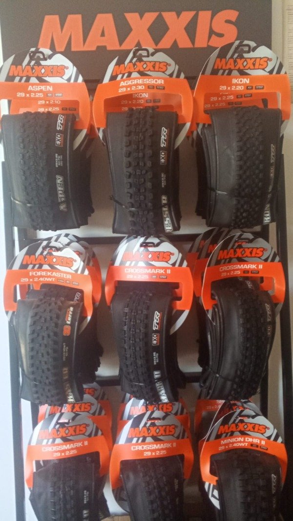 Producto - Maza Trasera Boost HG KASTLE a Rulemanes 28 agujeros  310grs