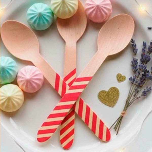 Producto - Cuchara de bambu rayada