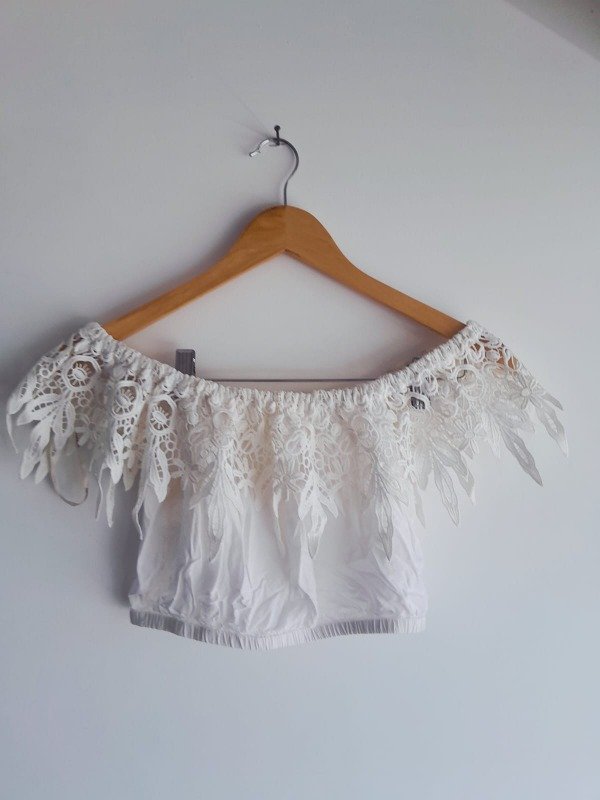 Producto - Top con bolado Forever 21