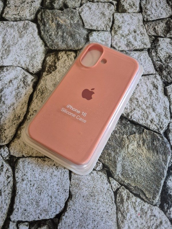 Producto - Funda silicone case logo Iphone 16 durazno