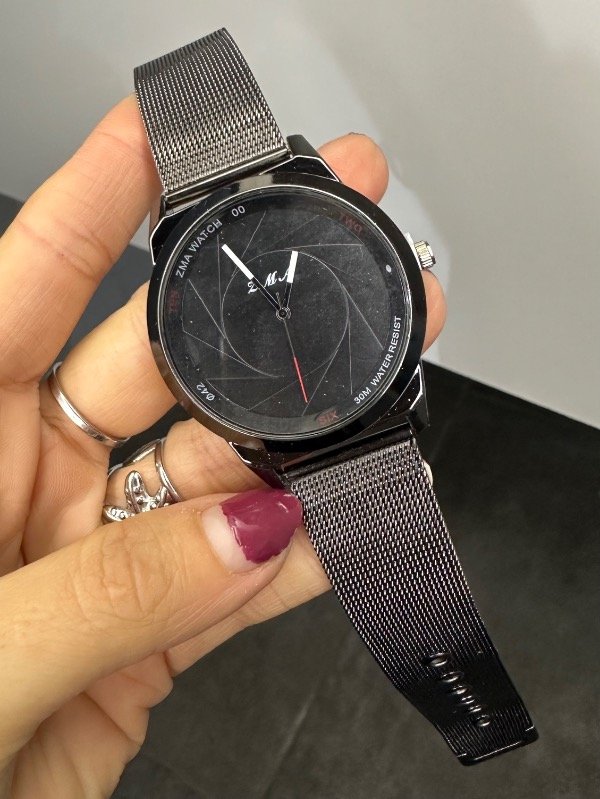 Producto - Reloj liso negro