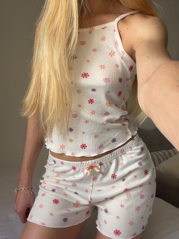 Producto - Pijama flores - 2