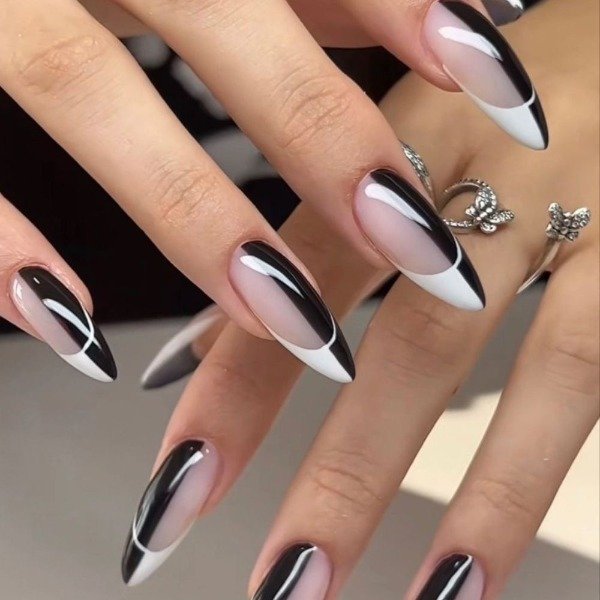 Producto - Monochrome Muse
