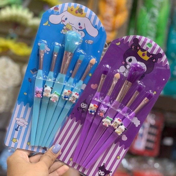 Producto - Brochas sanrio A