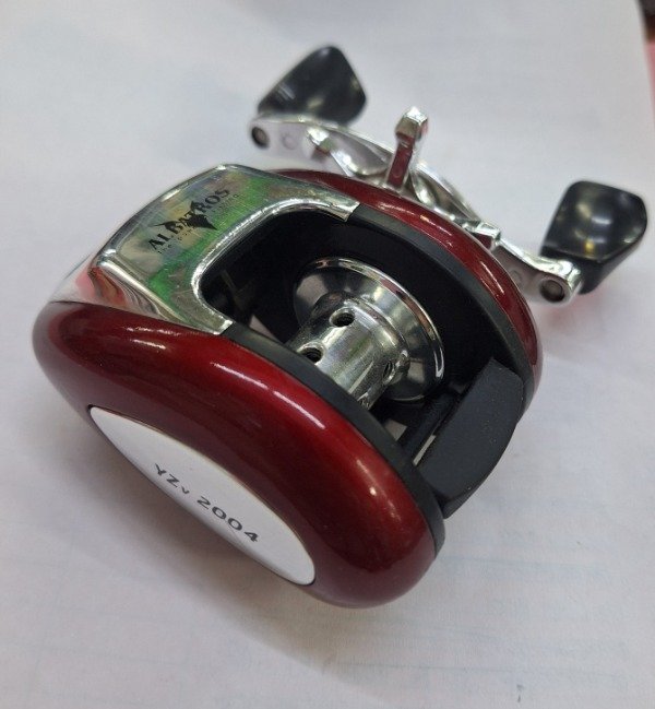 Producto - Reel huevito albatros yzv2004