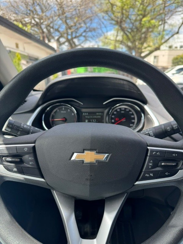 Producto - Chevrolet Onix 1.2 Tech MT 2020 - 5