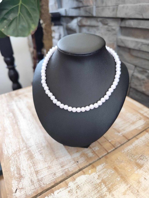 Producto - Collar perlas blancas. Chico.