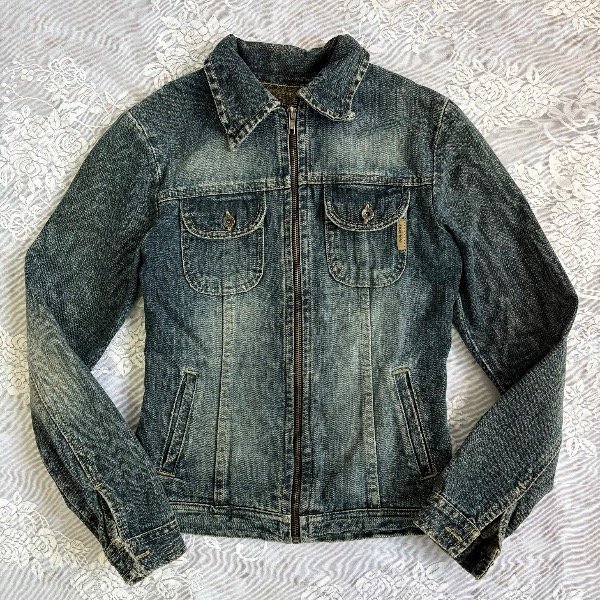 Producto - Campera de jean Industry Talle S
