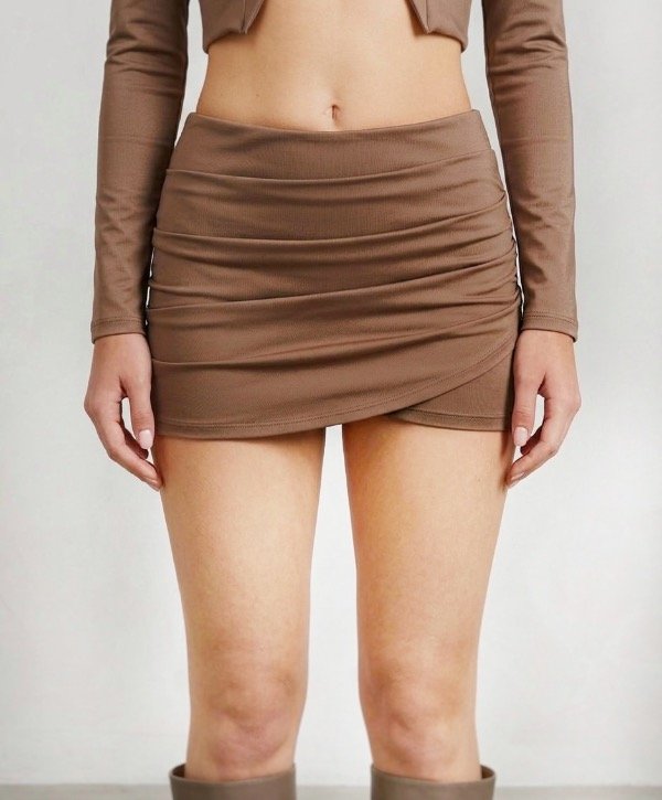 Producto - (#4123) SHORT CON POLLERA