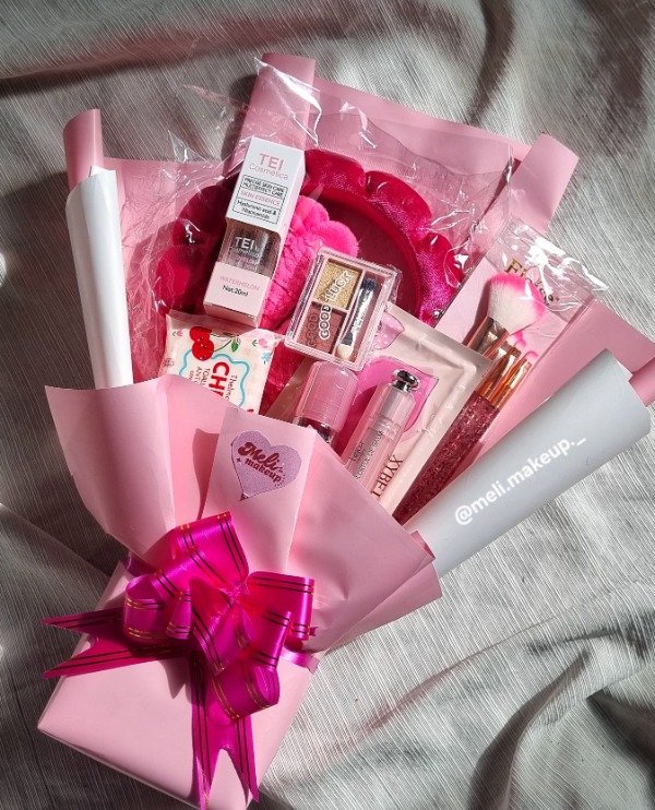 Producto - Ramo de Maquillaje ROSA