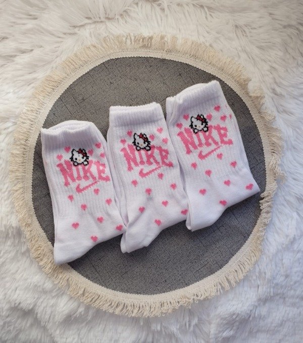 Producto - Nike pipa + kitty y logo