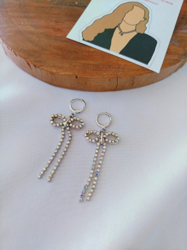 Producto - Aros fiesta moño