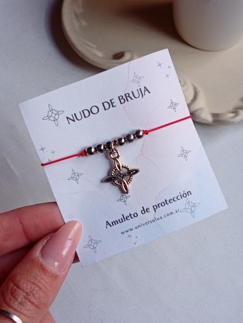 Producto - Pulsera roja nudo de bruja - 1