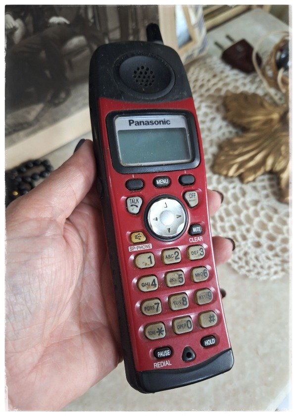 Producto - Teléfono inalambrico Rojo Panasonic