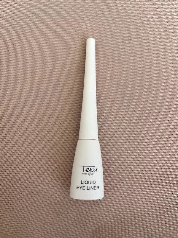 Producto - DELINEADOR LIQUIDO NEGRO - TEJAR