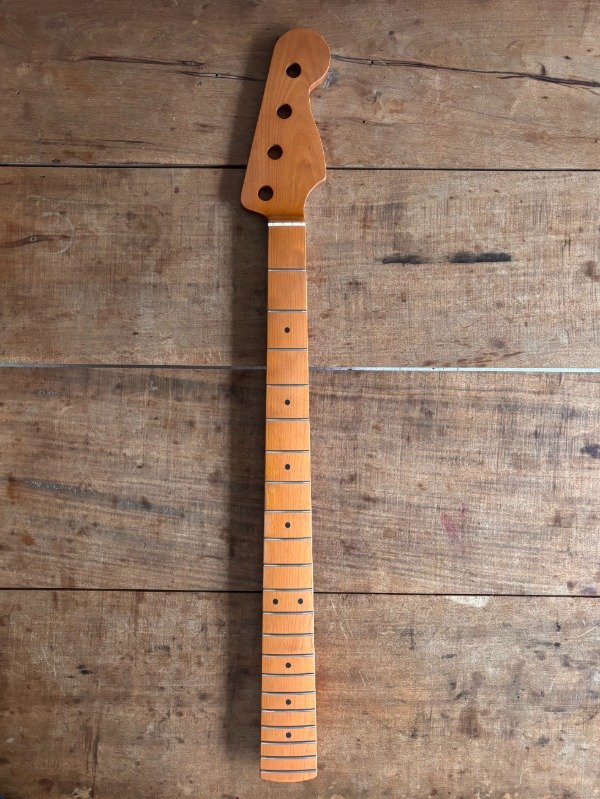 Producto - Mango Precision Bass Roasted Maple - Maple Fretboard 21 trastes