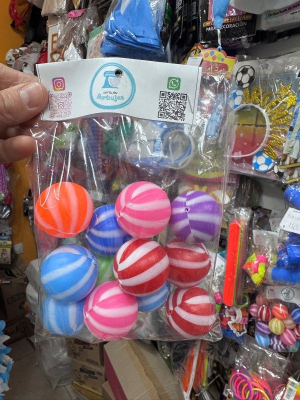 Producto - Pelotitas Plásticas rayadas x12