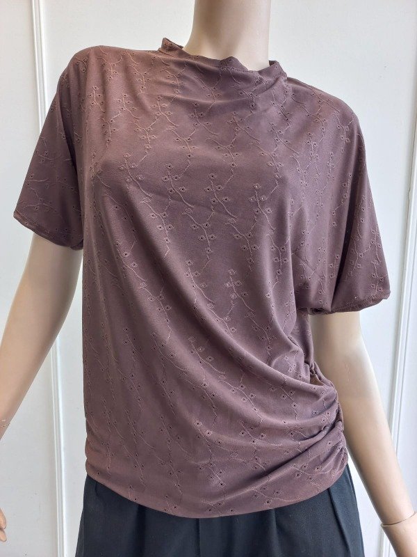 Producto - Remera con elástico en los laterales Brodery Belu (Art. 6222) - 1