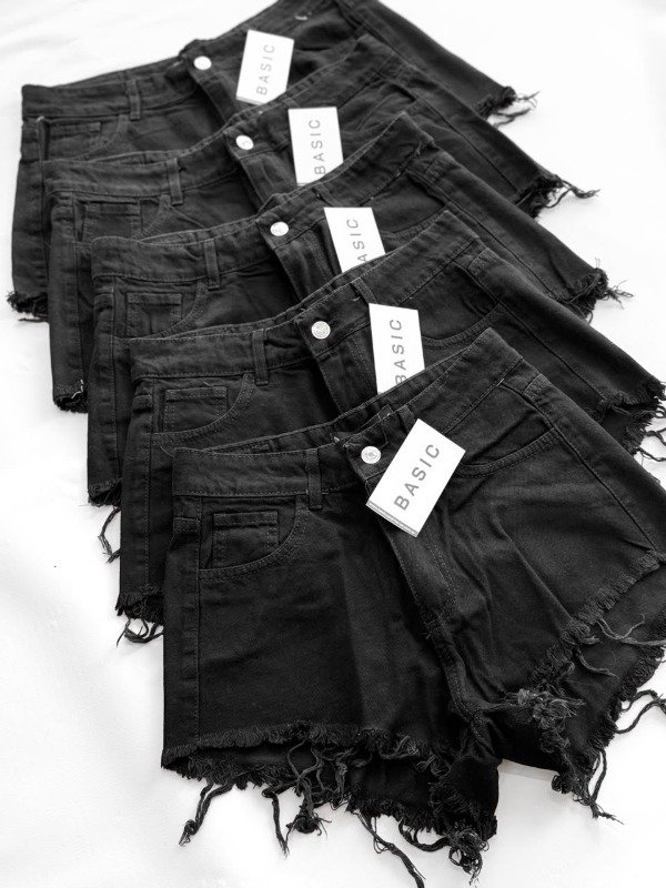 Producto - Short Blacky tiro medio - 1